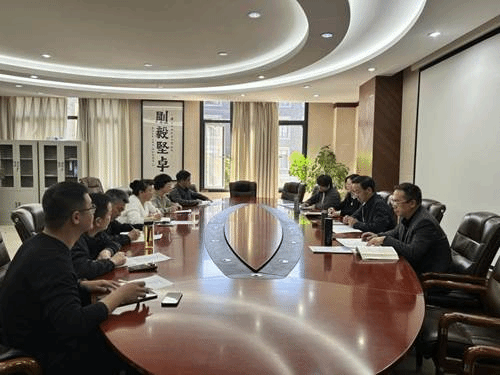 https://www.ynnu.edu.cn/__local/D/FF/53/8E3894D44FDAF617772AC4C89D1_A590B92E_17E2E.png