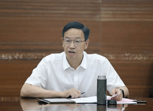 https://www.ynnu.edu.cn/__local/7/C4/27/10099A3D1894409B0DAC7B1D322_8A84E173_C8133.png